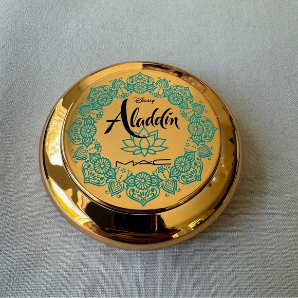 MAC Cosmetics Powder Blush Alladin - Picture 4 of 8